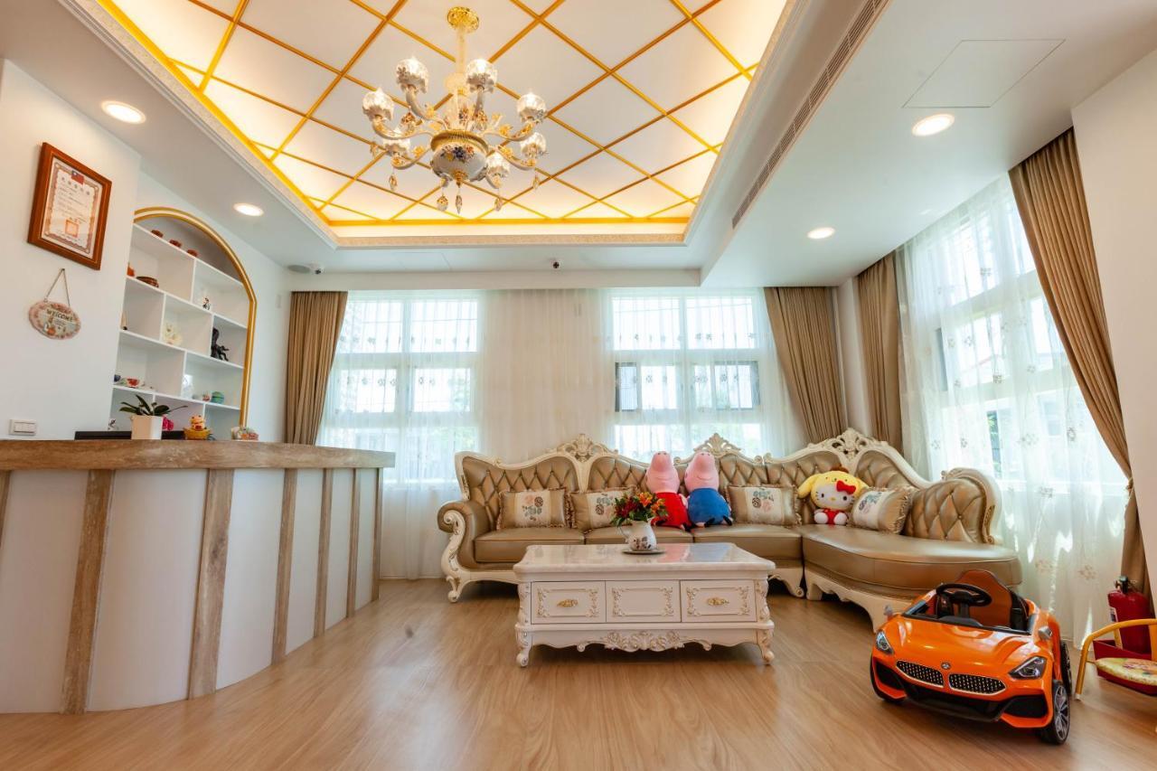 Michelin Castle - Yilan Homestay 五結郷 エクステリア 写真